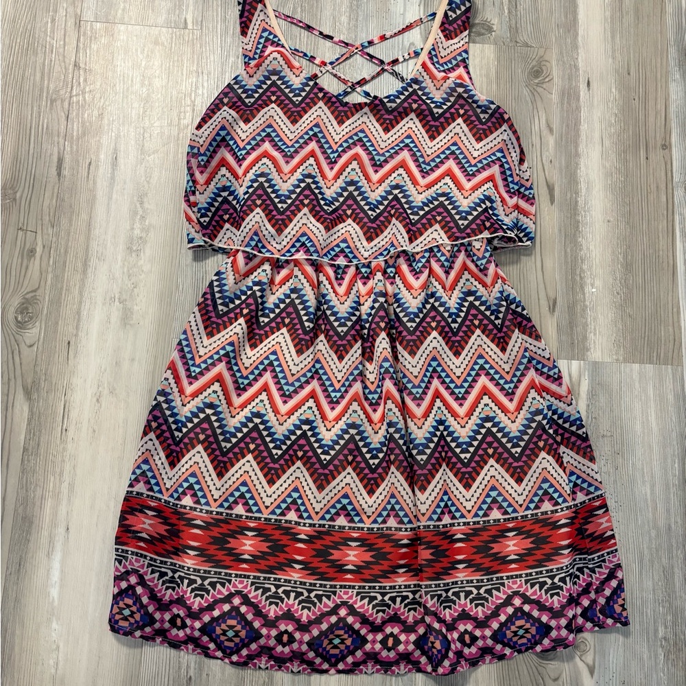 Colorful Zigzag Patterned Dress - image 7